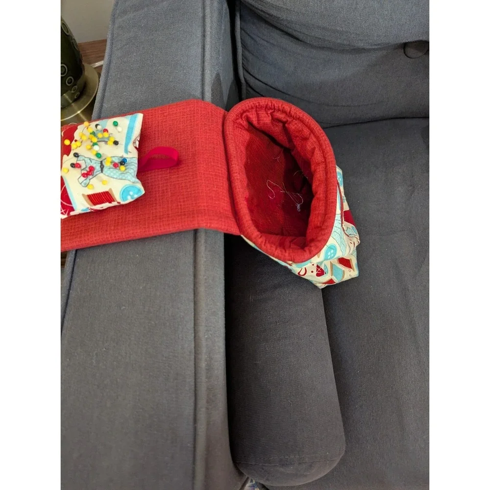 Small Chair Sofa Armrest Sewing Bag Attached Pin Cushion Red Blue Clothing Print